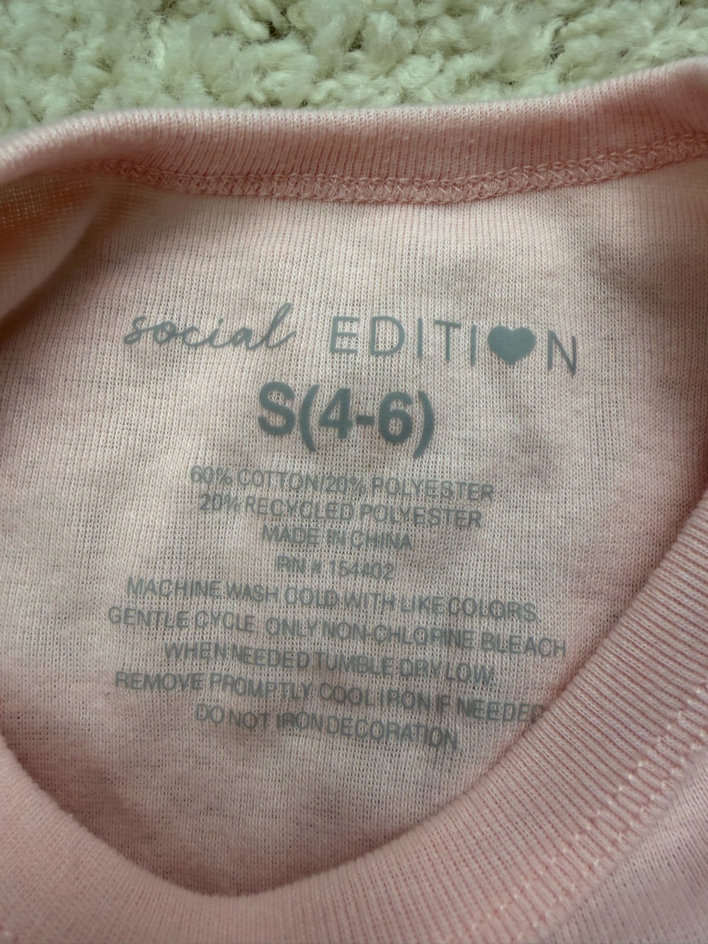 WMNS Small (4-6) Social Edition Tee NWT - Picture 4 of 6